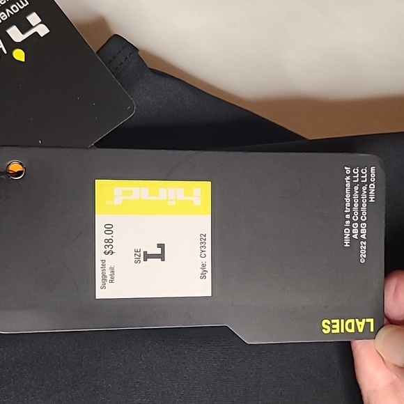 Hind Hydra Athletic Crop Top - NWT - Size Large - Black - Picture 5 of 7